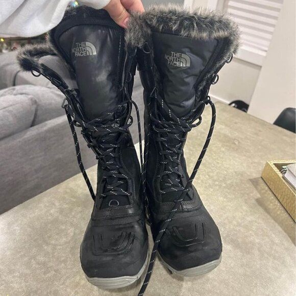 North Face woman’s primaloft leather and down winter boots. New condition. Size - Picture 10 of 10